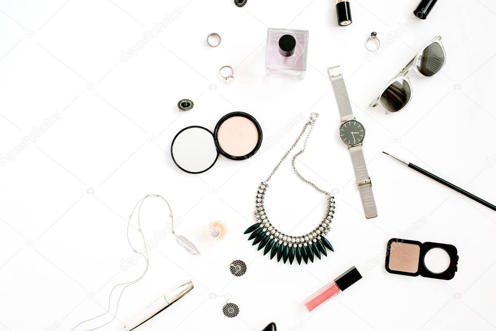 Female make up accessories