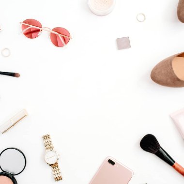 Kadın pembe özgü aksesuarlar