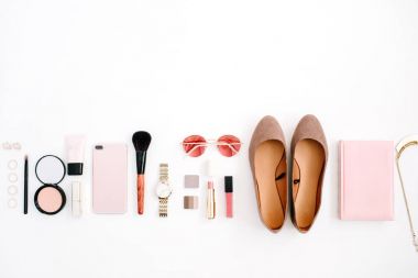 Kadın pembe özgü aksesuarlar