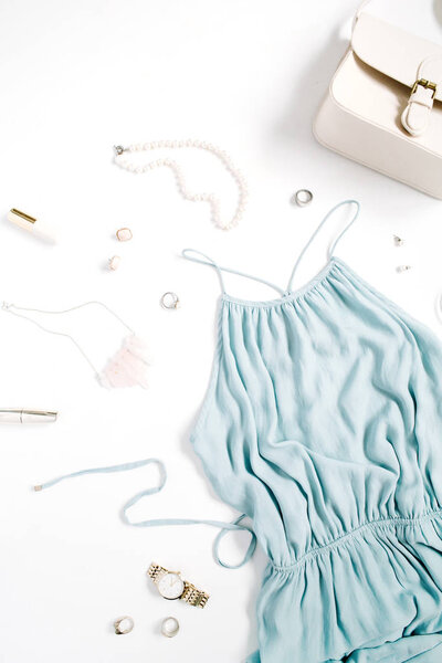 женская одежда и аксессуары
