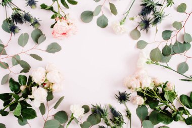 çerçeve taze çiçek yaptı