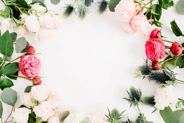 Frame gemaakt van verse bloemen — Stockfoto