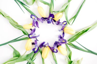 Yuvarlak kare çelenk 