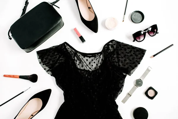 Trendy μόδα μαύρο στυλ γυναίκα ρούχα και αξεσουάρ — Φωτογραφία Αρχείου