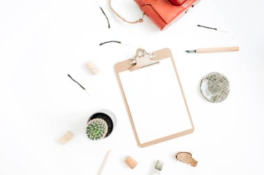 Pano boş kağıt, retro kamera, etli, el yapımı sanat için araçları ile