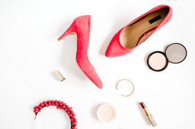 Yüksek topuklu ayakkabılar ve aksesuarlar kolaj