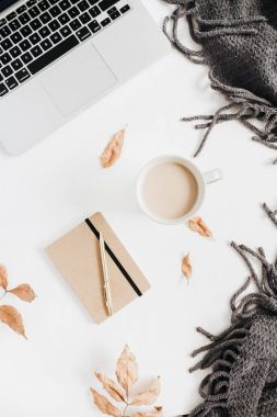 Dizüstü bilgisayar ile Office Masaüstü