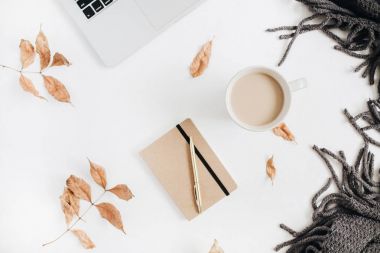 Modern ev ofis masaüstü