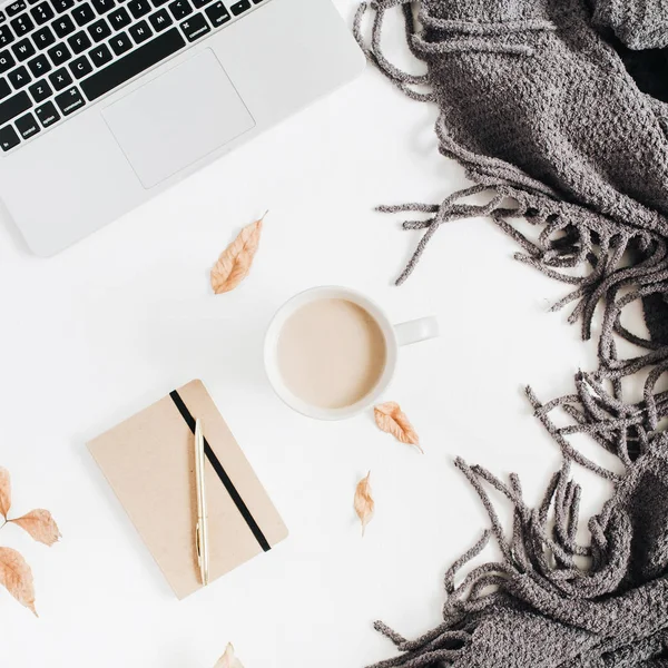 Sonbahar Güz Ev Ofis Masası