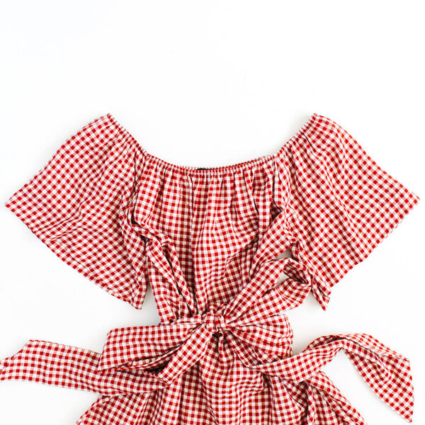 Женская одежда и аксессуары
