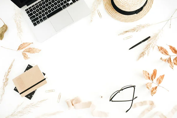 Home office desk — Stock Photo, Image