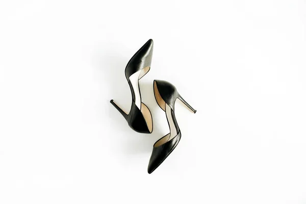 Schwarze Schuhe mit hohem Absatz — Stockfoto