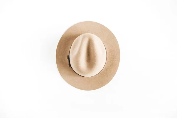 Pălărie Palidă Pastelată Bej Fundal Alb Plat Lay Vedere Sus — Fotografie, imagine de stoc