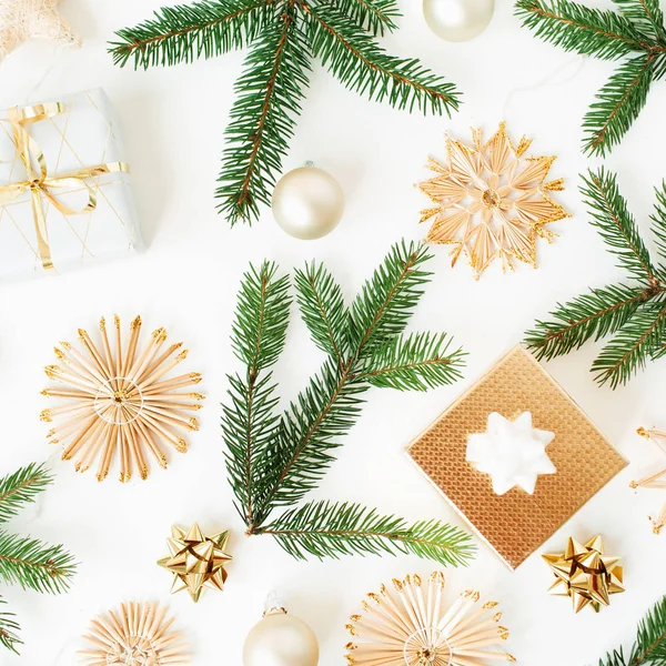 Navidad Año Nuevo Composición Vacaciones Ramas Abeto Cajas Regalo Adornos — Foto de Stock