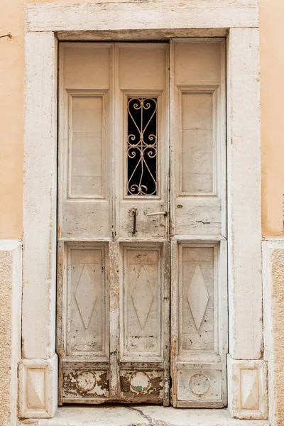 Dubrovnik Kroatien 2019 Eine Alte Beige Holztür Reisekonzept — Stockfoto