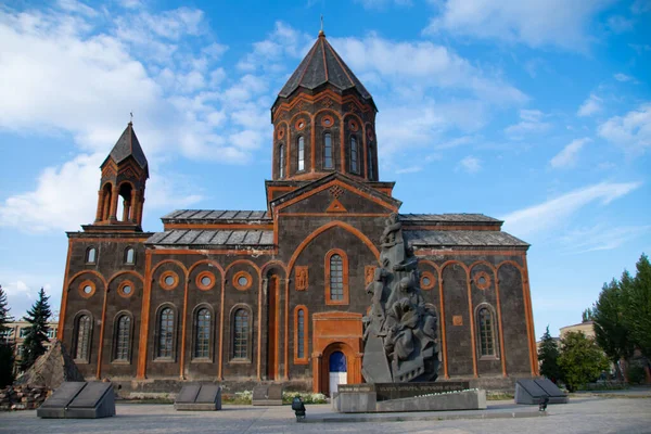 亚美尼亚城市久姆里市中心的圣殿 — 图库照片