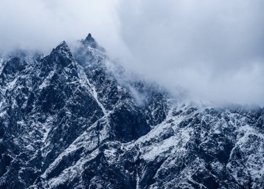 Caucasus kar dağ Kazbegi, Gürcistan