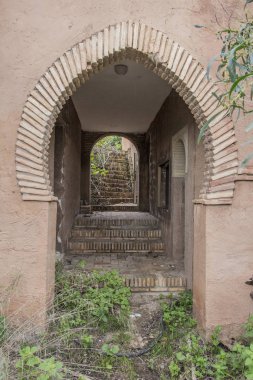 Ogival kemer, sivri over kemeri, ogival yay