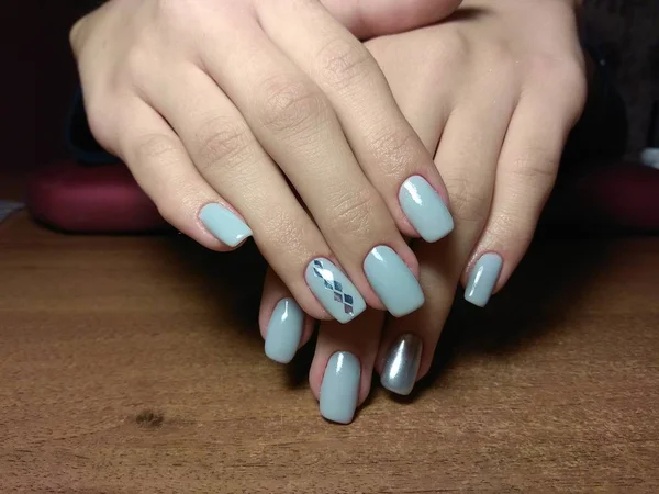 Manicurista Hizo Excelentemente Trabajo Una Hermosa Manicura Con Gel Polaco — Foto de Stock