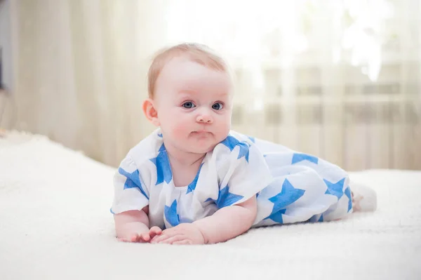 Little Girl Months Old Big Blue Eyes House Happy — Stock Photo, Image