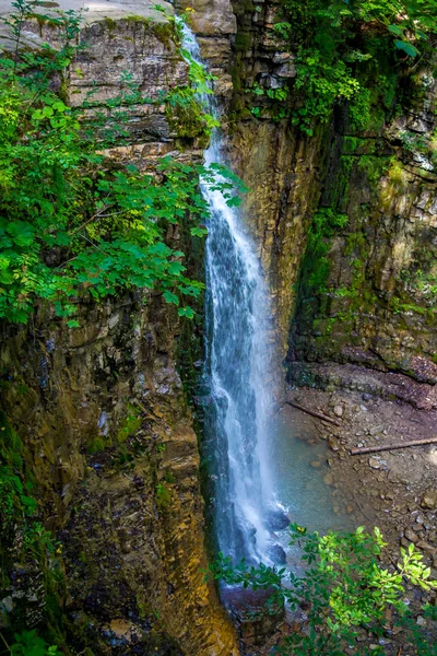 Photo of high waterfall in Carpathian mountains — Stock Photo, Image