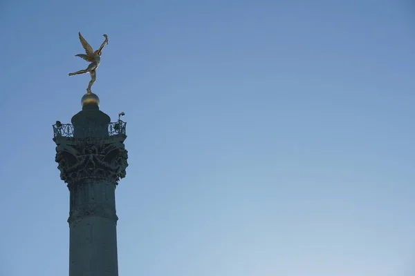 Липнева колона на площі Бастилії, Париж — стокове фото