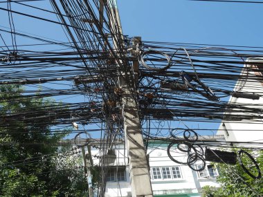 Chiang Mai adlı bulundu dolaşık kablolar