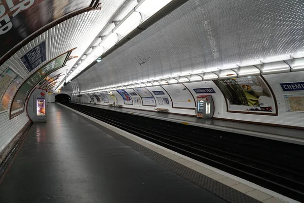 Estação de metrô em Paris — Fotografia de Stock