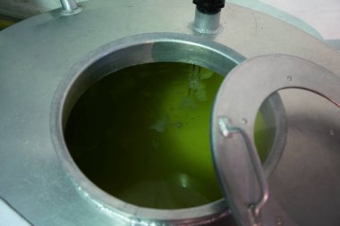 İyiliğin, sadece wringed moromi sönünce şarap, pirinç