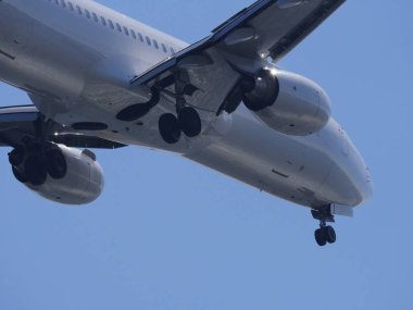 Uçak iniş closeup