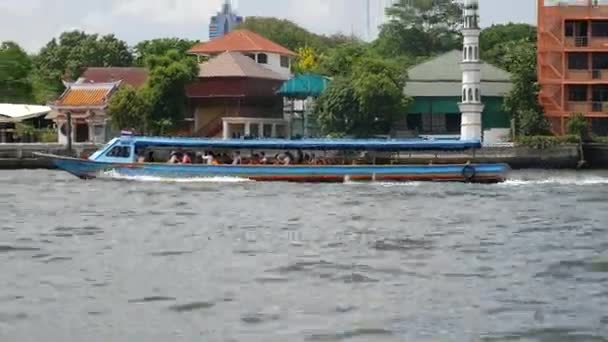 曼谷，泰国 4 月 15，2017:View 的湄南河从表达的船 — 图库视频影像