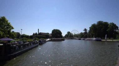 Kanal tekne Stratford-upon-Avon, Avon Nehri üzerinde