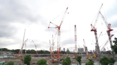 Yapım aşamasında Tokyo Ulusal Stadyumu