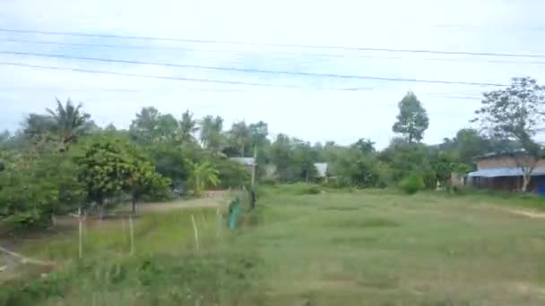 Skun Kambodja December 2017 Typische Cambodjaanse Huizen Paalwoningen Bekeken Langs — Stockvideo