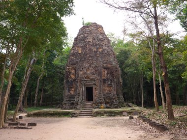 Kampong Thom, Kamboçya-Aralık 21, 2017: Sambor olduğunuzu Kuk Kamboçya'da arkeolojik bir sitedir. O 7 yüzyıldan tarihleri.