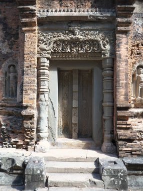 Siem Reap, Kamboçya-Aralık 24, 2017: Preah Ko 879 içinde inşa edildi. Güzellik ve onun oymalar karışıklık için bilinen.