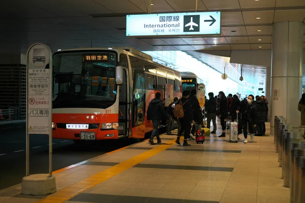 Tokyo Japán Január 2018 Haneda Repülőtér Nemzetközi Utas Terminál Busz — Stock Fotó