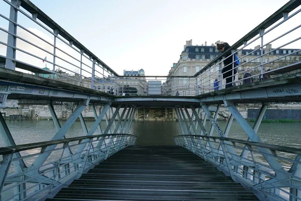 Париж Франції Січень 2018 Поверхні Сени Можна Уважно Подивитися Passerelle — стокове фото