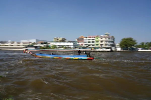 Bangkok Thailand December 2019 Καταδύσεις Από Πλοίο Στον Ποταμό Chao — Φωτογραφία Αρχείου