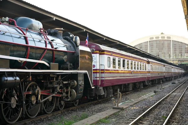 Bangkok Thailand Dezember 2019 Doppelköpfige Dampflokomotive Hua Lamphong Station Bangkok — Stockfoto