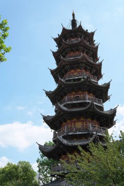 Şangay, Çin-16 Eylül 2019: Longhua Pagoda Şangay, Çin