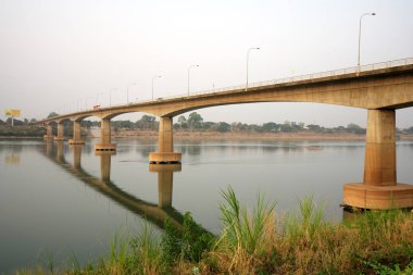 Udon Thani, Tayland-23 Ocak 2020: Tayland Dostluk Köprüsü Nong Khai, Tayland