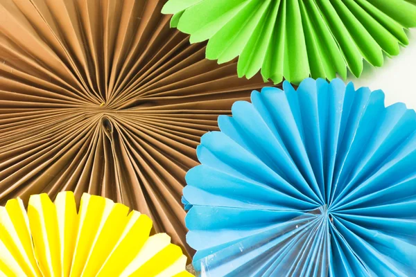 Renkli kağıt sanatı. Veya Origami ve fikir, sanat ve el sanatları