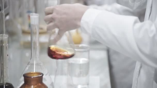 Chemiczne laboratorium probówek — Wideo stockowe