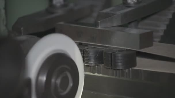 Máquina de processamento de metal — Vídeo de Stock