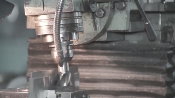 Металлообрабатывающая машина — стоковое видео