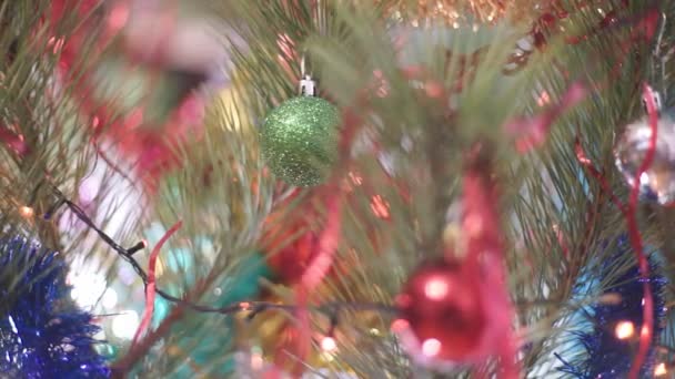 Oyuncaklarla Noel ağacı — Stok video