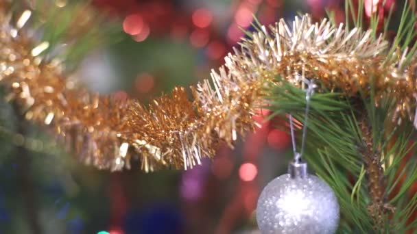 Albero di Natale con giocattoli — Video Stock