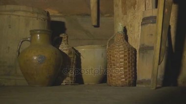 Antik seramik ve mutfak eşyaları