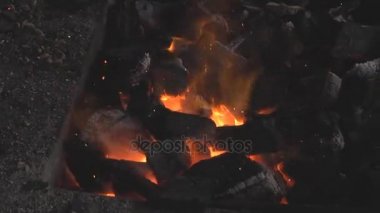 Demir Isıtma için kömür